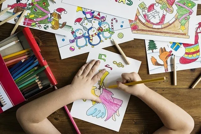 איך לבחור חוג שיוציא אותם מהבית